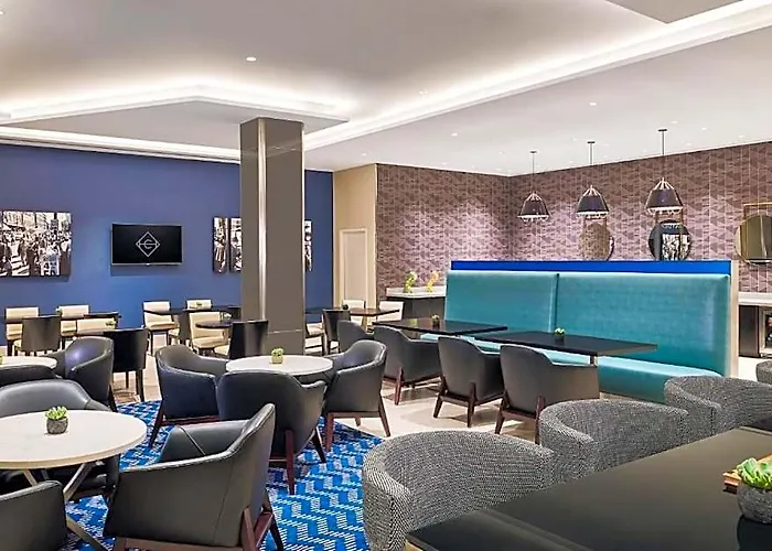 Chicago, Autograph Collection Hotel 4*